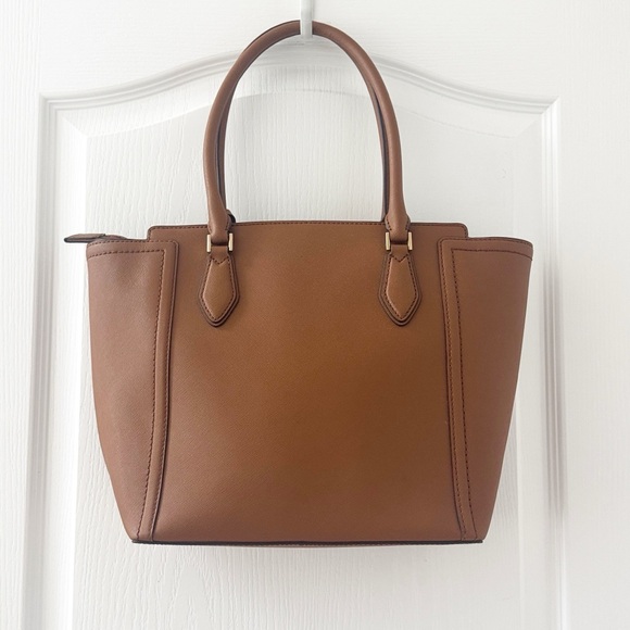 Michael Kors Ayden large tote bag in luggage saffiano leather Like New! - Picture 3 of 9